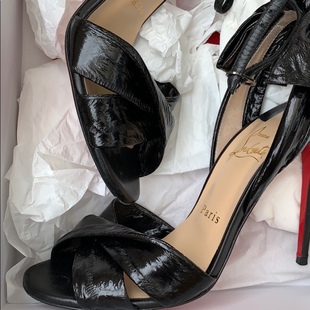 Christian Louboutin Eel Skin 36.5